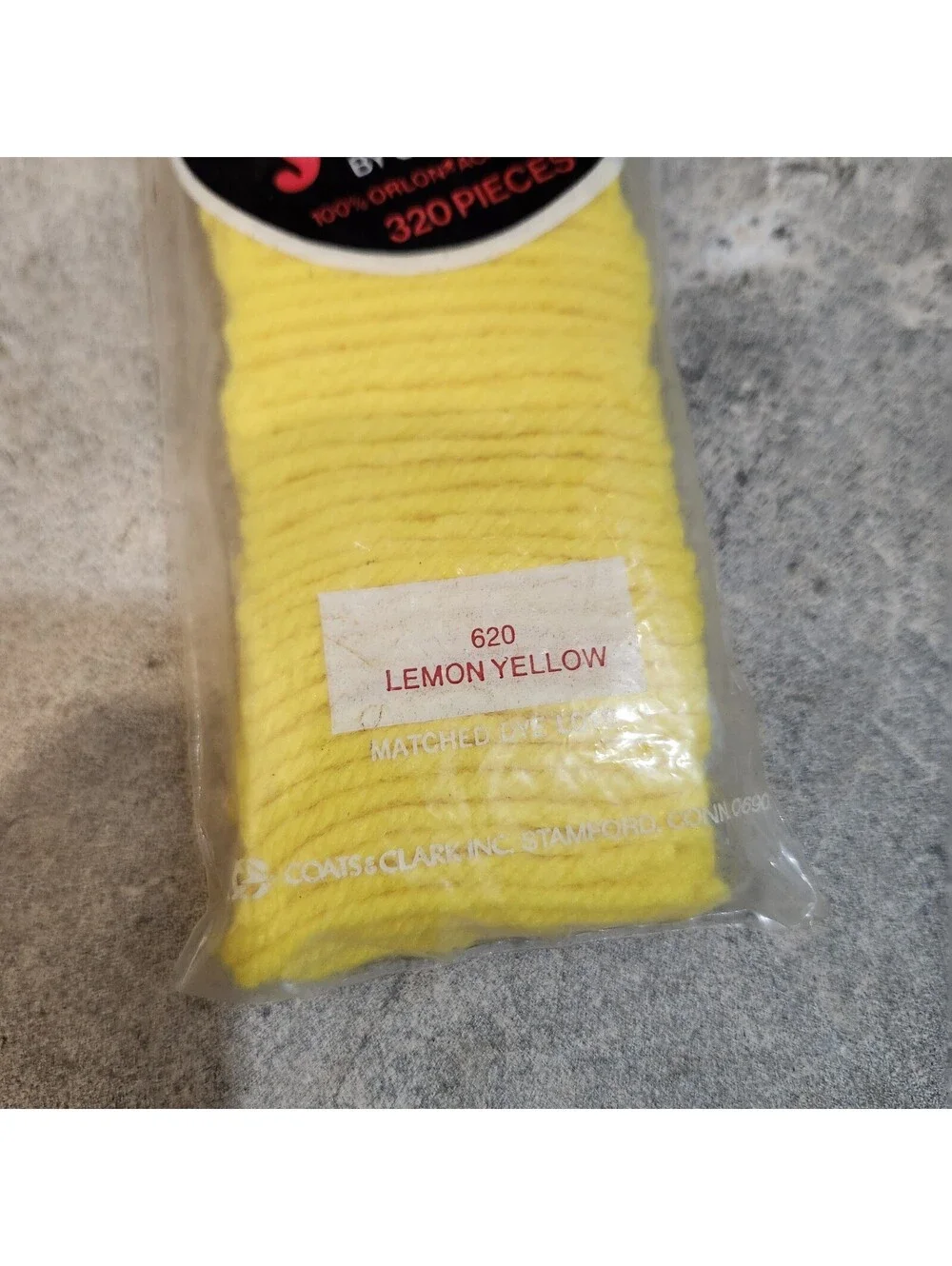 Vtg Red Heart Latch Hook Bulky Rug Yarn Lemon Yellow 620 NOS 1 Pack of 320pcs